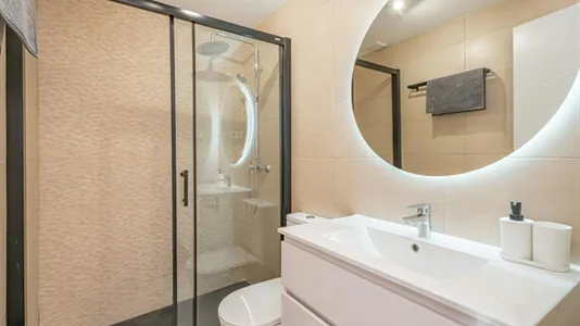 Rooms in Madrid Tetuán - photo 8