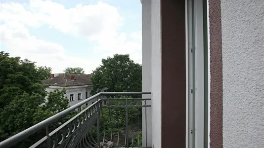 Rooms in Berlin Friedrichshain-Kreuzberg - photo 8