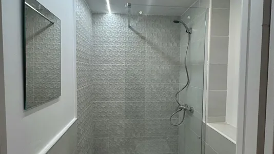 Rooms in Madrid Centro - photo 8