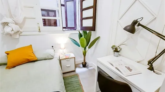 Rooms in Valencia Ciutat Vella - photo 3