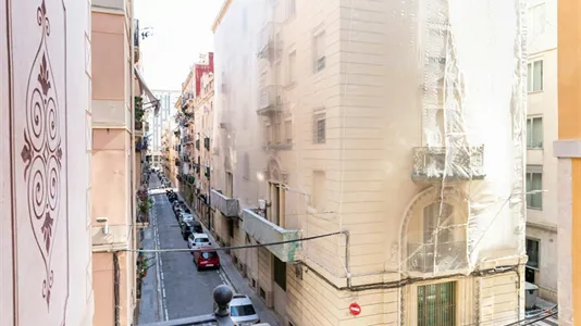 Apartments in Barcelona Ciutat Vella - photo 4