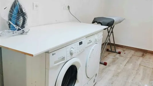 Rooms in Madrid Salamanca - photo 9