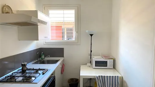 Rooms in Roma Municipio VI – Roma Delle Torri - photo 5