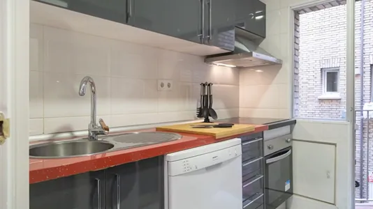 Rooms in Madrid Retiro - photo 10