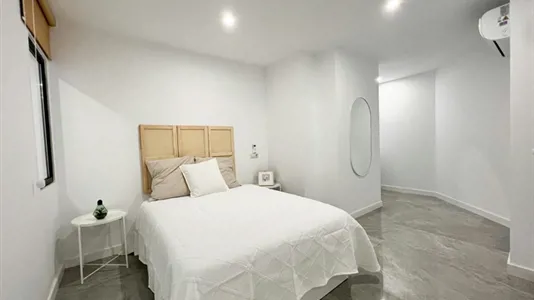 Rooms in Madrid Centro - photo 1