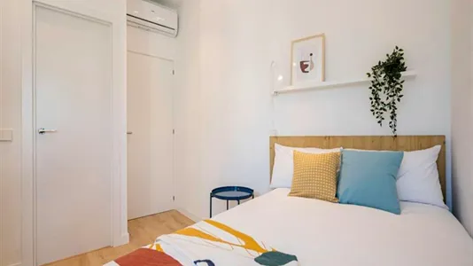 Rooms in Madrid Chamberí - photo 2