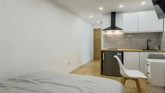 Apartments in Barcelona Sants-Montjuïc - photo 5