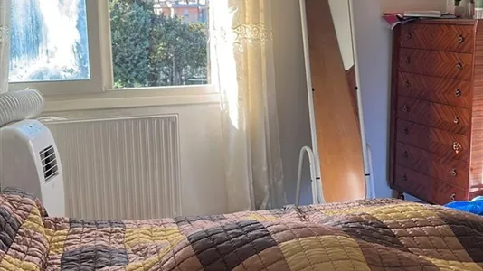 Rooms in Roma Municipio VI – Roma Delle Torri - photo 10