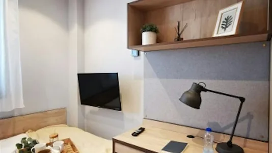 Rooms in Pozuelo de Alarcón - photo 2