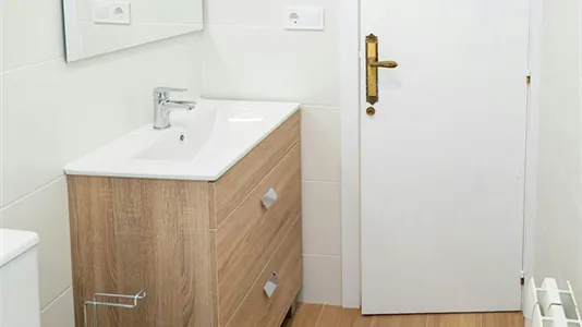 Rooms in Zaragoza - photo 6