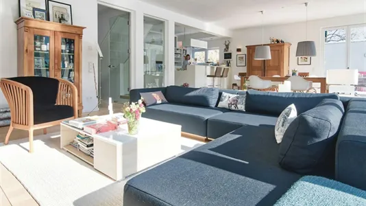 Houses in Location is not specified - photo 9