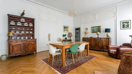 Apartments in Lyon - photo 2