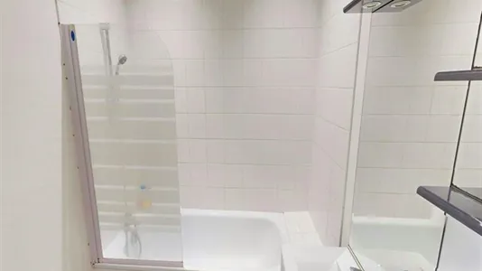 Rooms in Lyon - photo 10