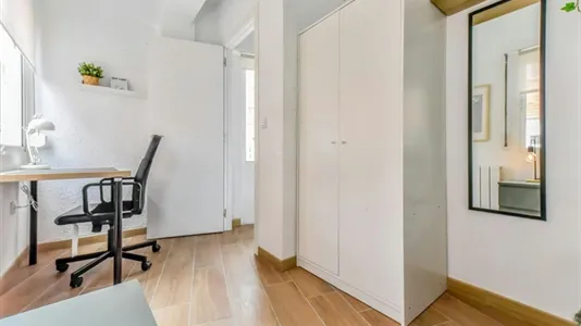 Rooms in Valladolid - photo 4