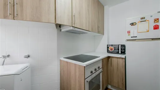 Rooms in Madrid Chamartín - photo 8