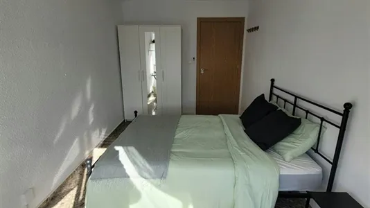 Rooms in Picanya - photo 3