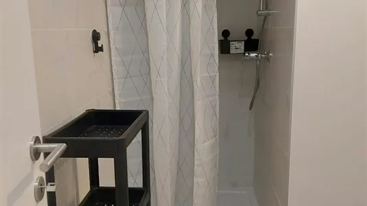 Rooms in Charleroi - photo 6