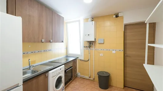 Rooms in Madrid Centro - photo 6