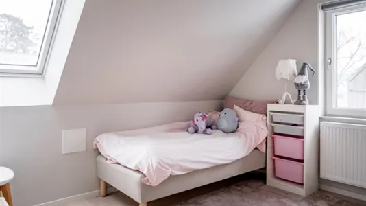 Houses in Sollentuna - photo 4