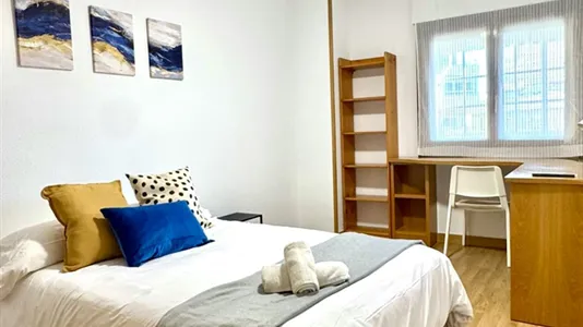 Rooms in Málaga - photo 3