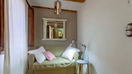 Apartments in Valencia Ciutat Vella - photo 9