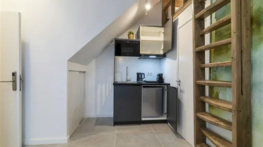 Rooms in el Camí de Vera - photo 8