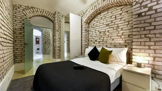 Rooms in Munich Ludwigsvorstadt-Isarvorstadt - photo 3
