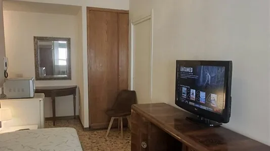 Rooms in Florence - photo 5