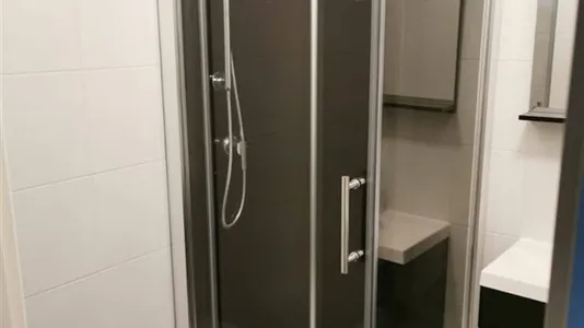 Rooms in Capelle aan den IJssel - photo 9