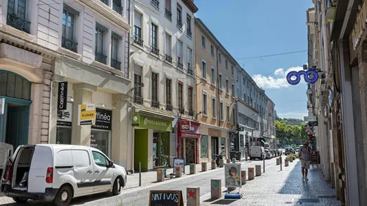 Rooms in Lyon - photo 10