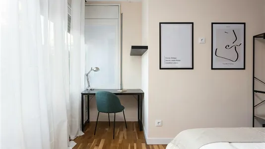 Rooms in Barcelona Les Corts - photo 2
