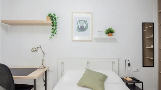 Rooms in Valencia Camins al Grau - photo 4