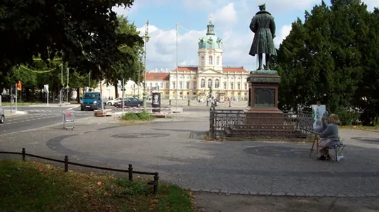 Apartments in Berlin Charlottenburg-Wilmersdorf - photo 8