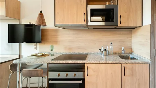 Rooms in Madrid Moncloa-Aravaca - photo 4