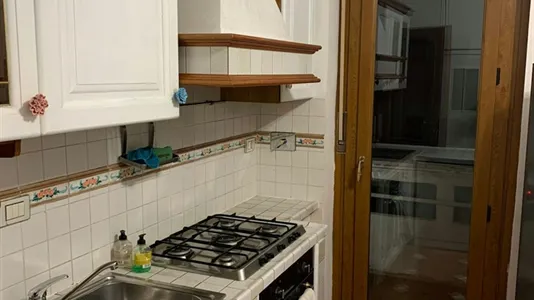 Rooms in Roma Municipio II – Parioli/Nomentano - photo 8