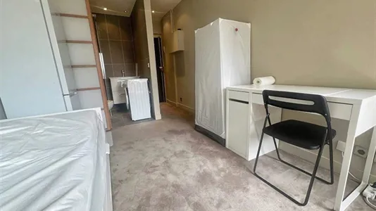 Apartments in Boulogne-Billancourt - photo 3