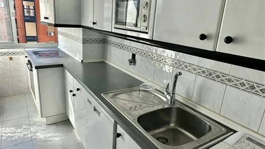 Rooms in Madrid Retiro - photo 4