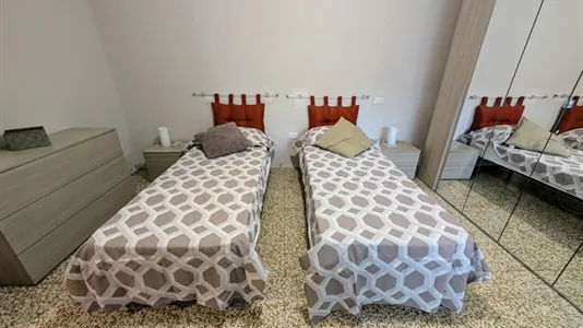 Rooms in Milano Zona 8 - Fiera, Gallaratese, Quarto Oggiaro - photo 6