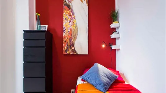 Rooms in Milano Zona 8 - Fiera, Gallaratese, Quarto Oggiaro - photo 2