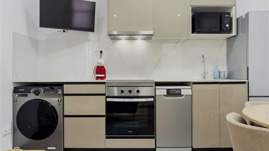 Apartments in Barcelona Ciutat Vella - photo 9