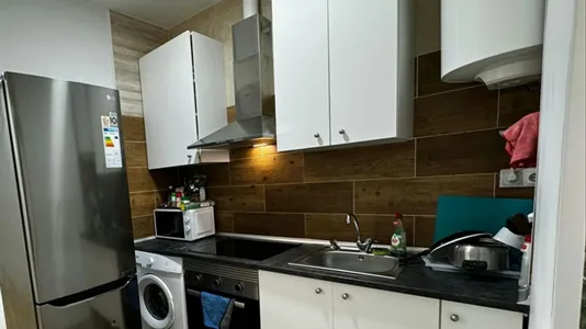 Rooms in Madrid Retiro - photo 10