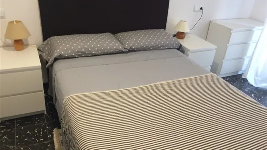 Rooms in el Camí de Vera - photo 7