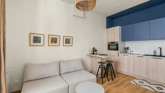 Apartments in Lyon - photo 3