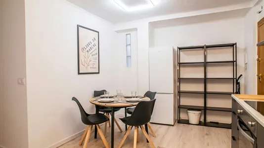 Rooms in Valencia Ciutat Vella - photo 9