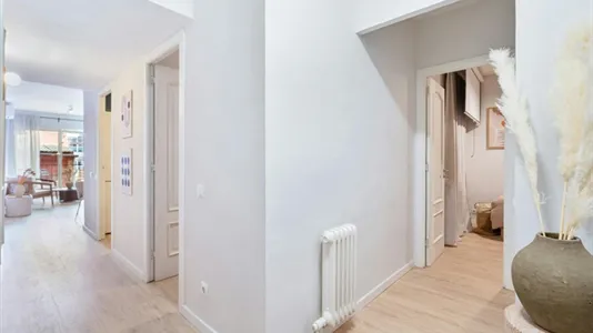 Rooms in Barcelona Eixample - photo 8