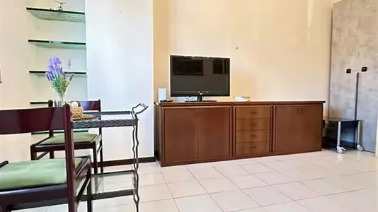 Apartments in Milano Zona 5 - Vigentino, Chiaravalle, Gratosoglio - photo 4