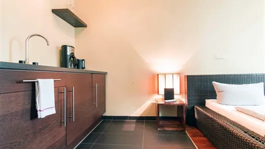 Apartments in Berlin Tempelhof-Schöneberg - photo 8