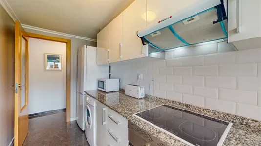 Rooms in Valencia Algirós - photo 10