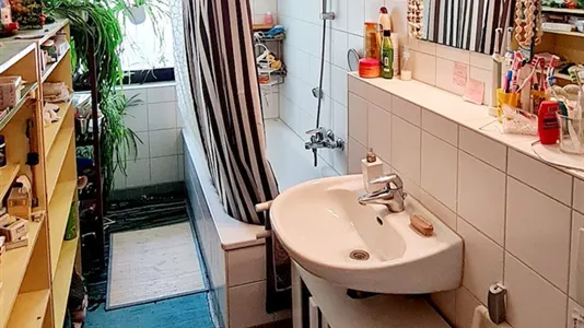 Rooms in Frankfurt Mitte-West - photo 4