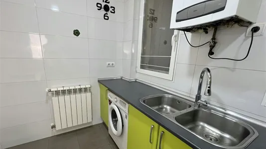 Rooms in Madrid Chamberí - photo 10